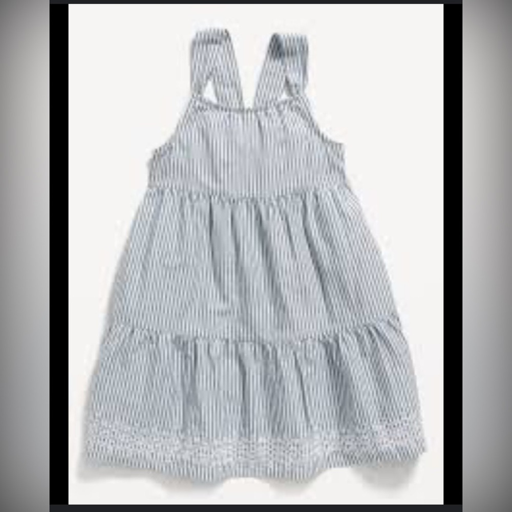 Old Navy Sleeveless Fit and Flare Striped Back Bow Dress